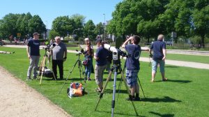 Die Fachgruppe bei der Straßenastronomie vor dem Holstentor am 27.5.2017